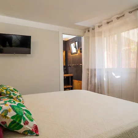 Apartment A Ugghia- Dependance