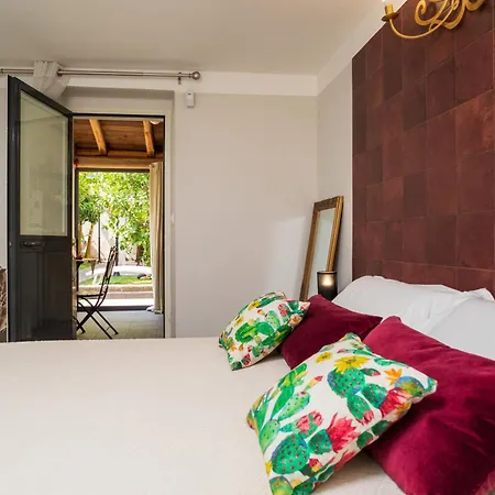 Апартаменты A Ugghia- Dependance